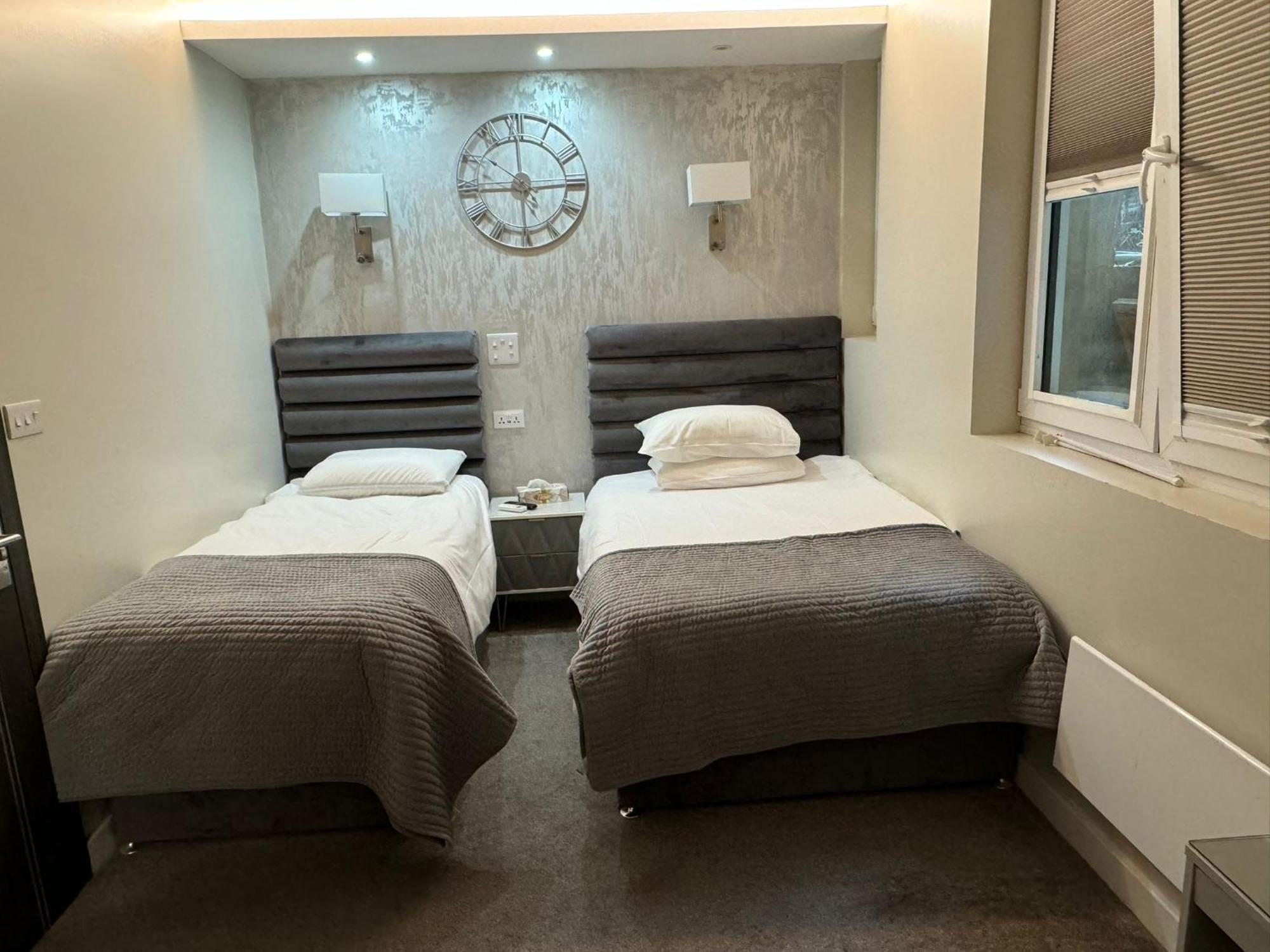 Park Avenue Hotel London Exterior photo
